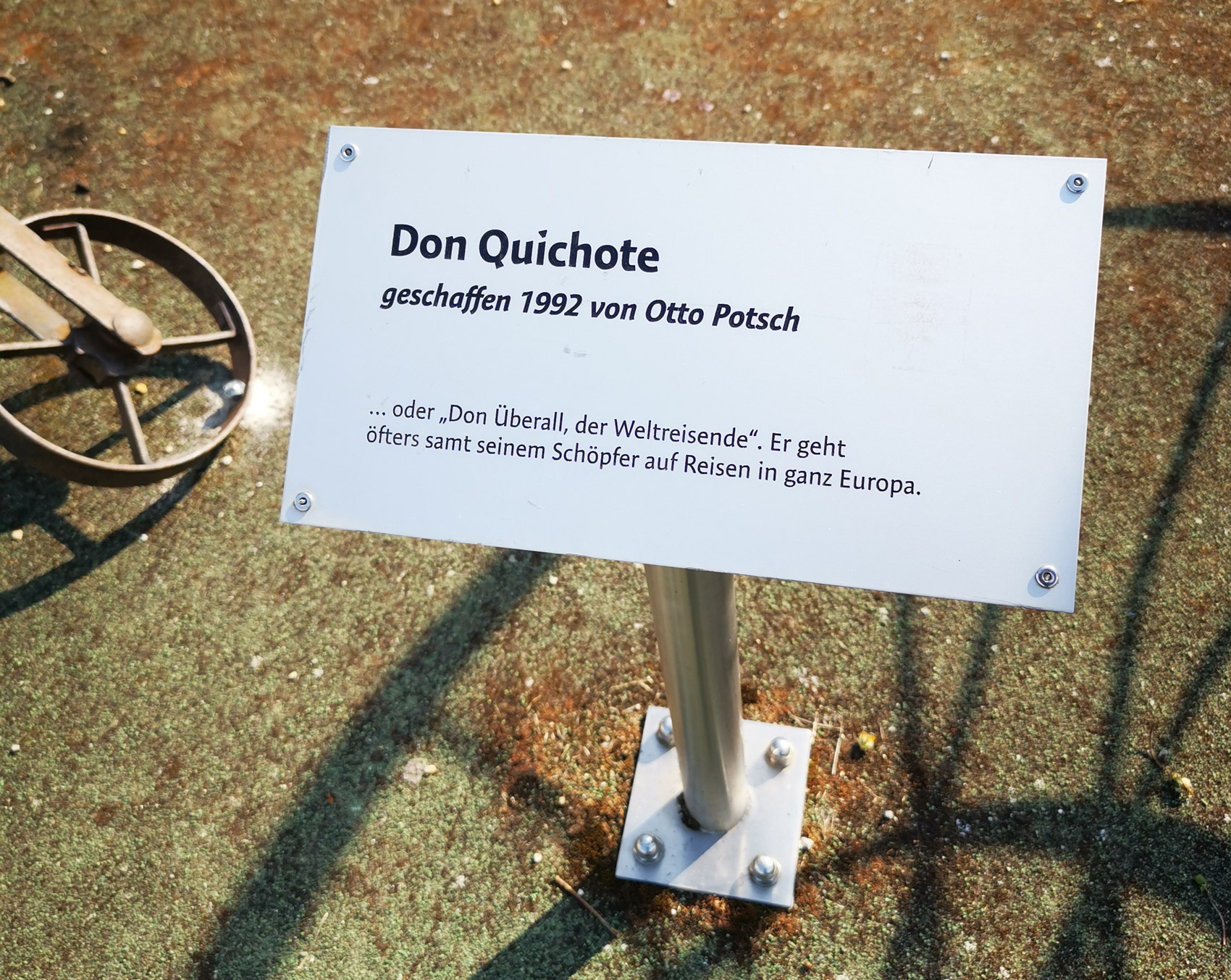 cartel don quijote El cartel al lado de la escultura dice: Don Quichote ...oder