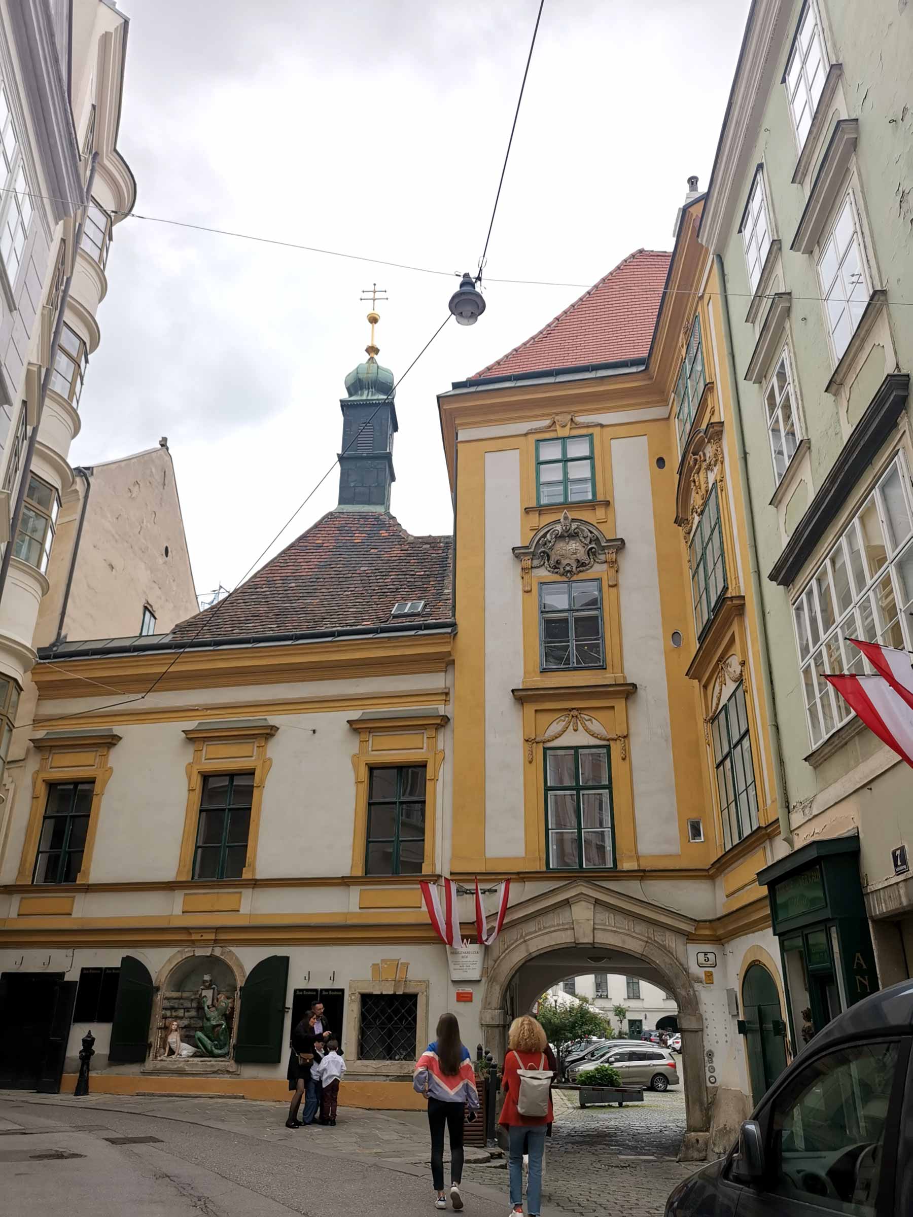 Basiliskenhaus Foto: CulturaLatina