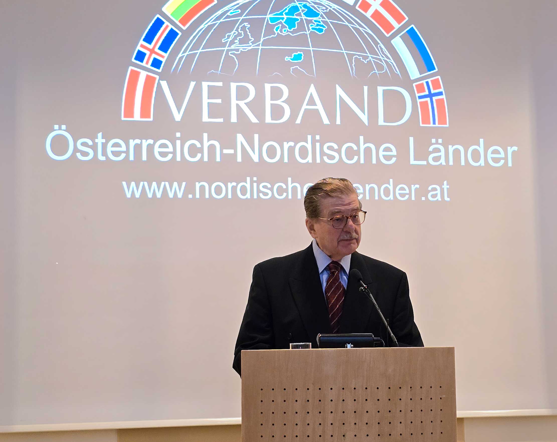 Anerkennungspreis für Elīna Garanča vom Verband Österreich–Nordische Länder. Foto: CulturaLatina.