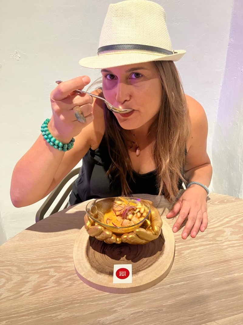 Laia Sisteró: Manos que Crean, Manos que Son