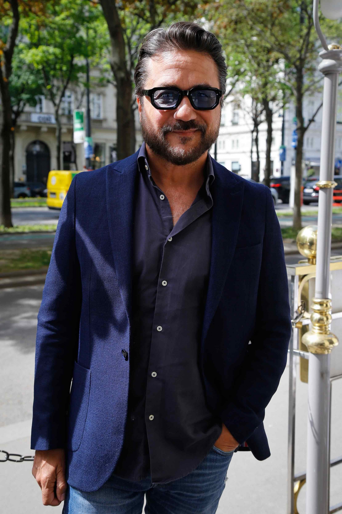 Superestrella Enrique Arce en Viena