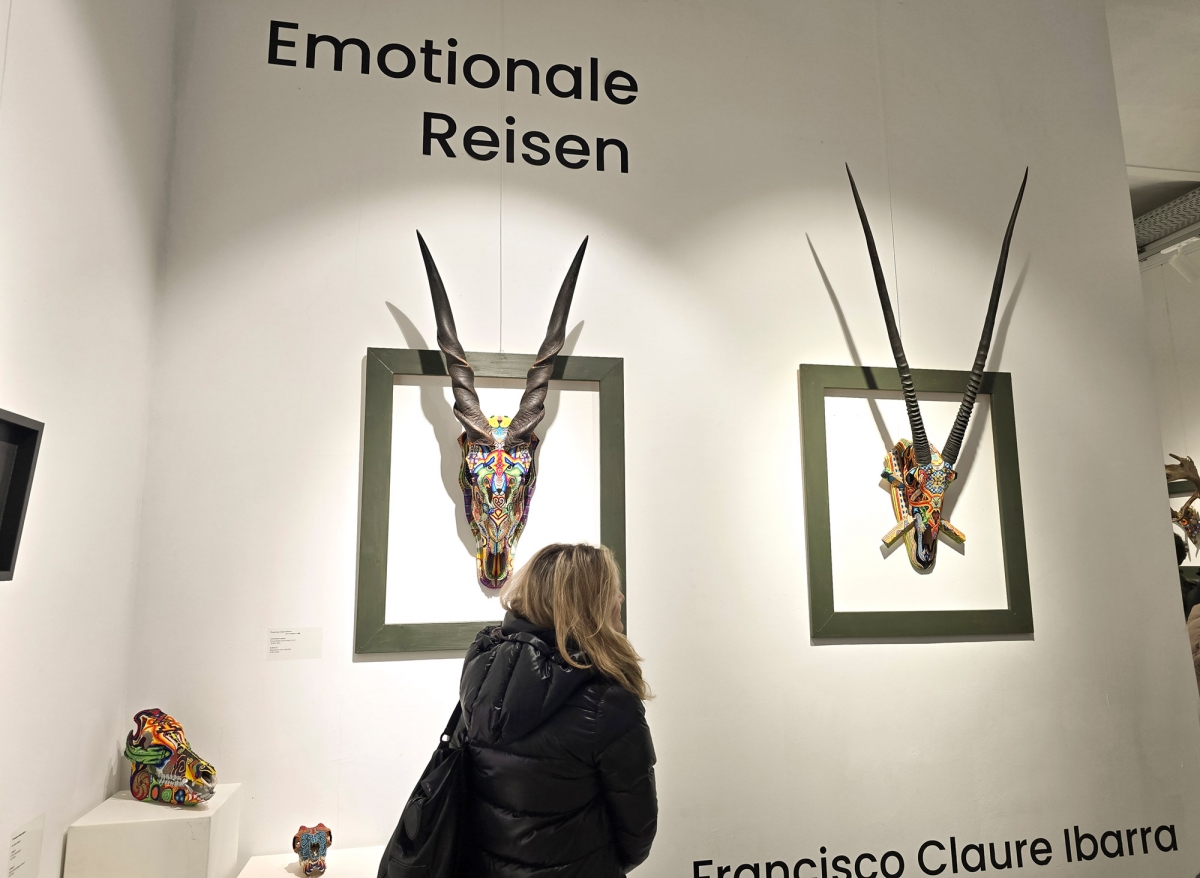 Emotionale Reisen - Abstrakte Dialoge (Viajes emocionales - diálogos abstractos). Una gran exposición de tres grandes artistas: Francisco Claure Ibarra, Michele Francillon y Diego Masera.