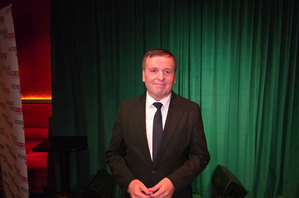 Dr. Cornelius Granig beleuchtete beim exklusiven After-Work-Networking „Stop Cybercrime“ der WKW die wachsenden Gefahren von Cyberkriminalität und Fake News.