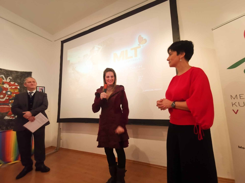 Der mexikanische Botschafter in Österreich, S.E. Luis J. Campuzano, Patricia Eversbusch und Armina Wolpert zu Beginn des Workshops.