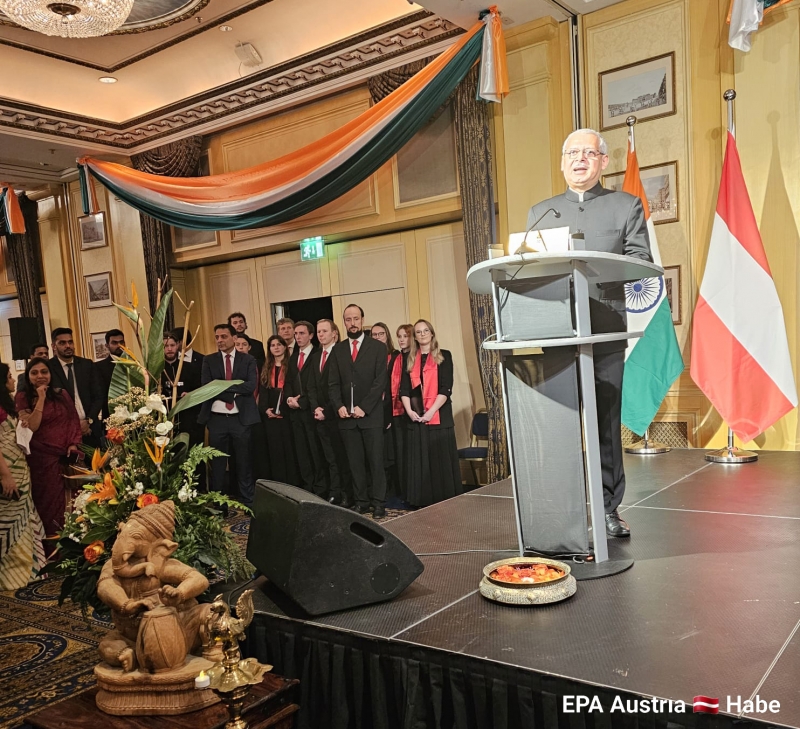 S.E. Herr Jaideep Mazumdar bei seiner Rede.