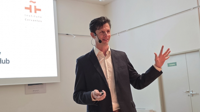 Dr. Rafael Prieto-Curiel