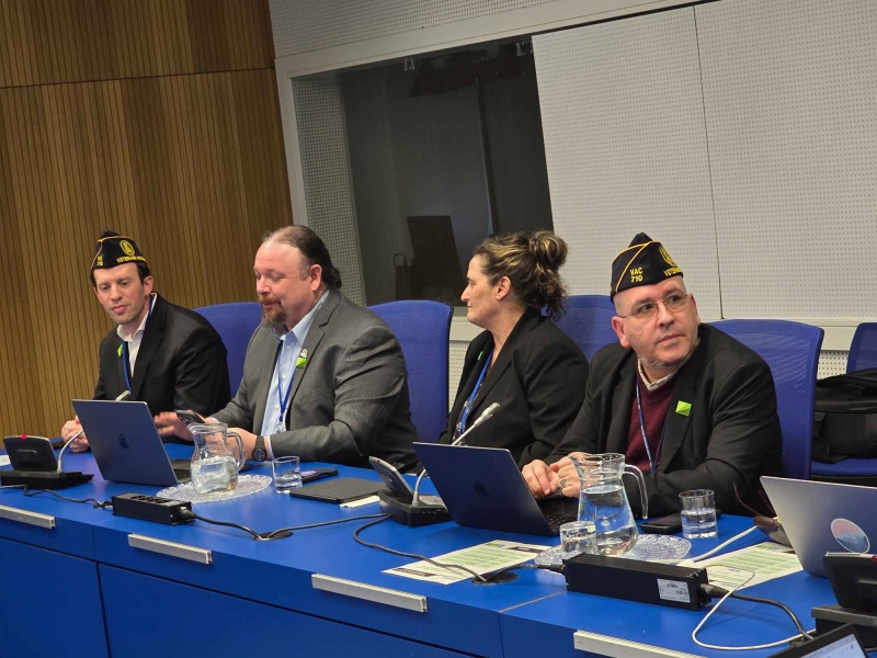 Vertreter des Veterans Action Council während der Podiumsdiskussion „CBD-reiches Cannabis: Politik und Patientenerfahrungen“